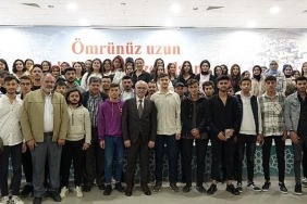 cumrada-universite-ogrencileri-icin-cumrayi-taniyorum-programi-duzenlendi.jpg