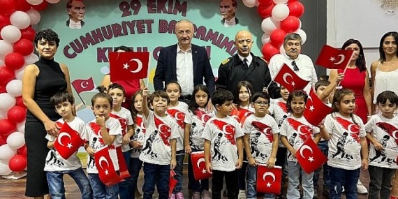 Didim’de 29 Ekim Kutlamaları Çocukların Gösterileriyle Başladı