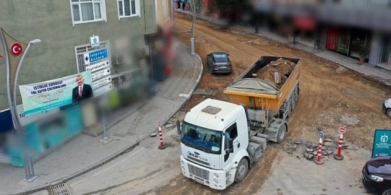 Dilovası İstiklal Caddesi’nde üstyapı çalışmaları tam gaz ilerliyor