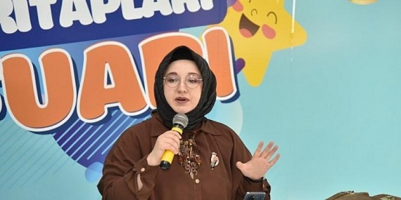 Eğitimci-Yazar Tuğba Coşkuner;  Dünya Küçük Bir Köy Haline Geldi