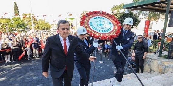 Gültepe’de Cumhuriyet Bayramı  Türküler ve zeybekle kutlandı