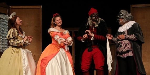 İBB Şehir Tiyatroları İki Efendinin Uşağı Oyunuyla Adana’da