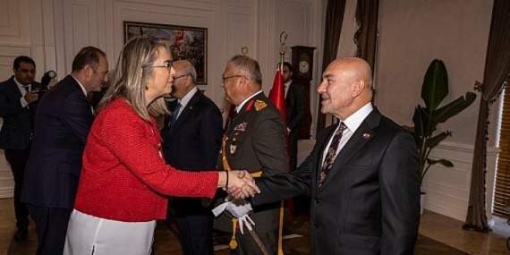 İzmir’de 29 Ekim gururu