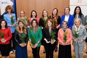 karar-mekanizmalarinda-kadin-liderler-projesinde-100-kadin-lider-belirlendi.jpg