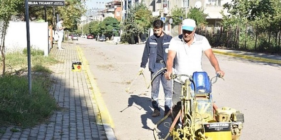 Kartepe’de 18 KM Bordür Boyandı