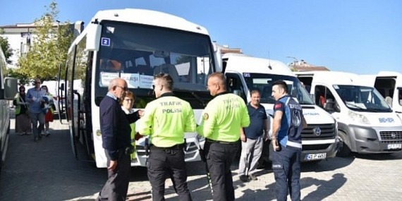 Kartepe’de Öğrenci Servisleri Güvenli