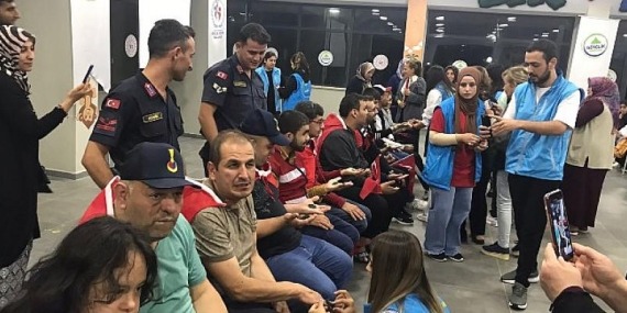 Keçiören Belediyesi Engelli Bireyleri Mersin Kampına Götürdü