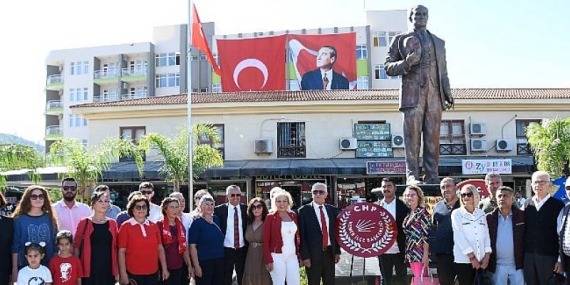 Kemer’de Cumhuriyet coşkusu törenle başladı
