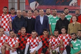 kirsal-mahallelerarasi-futbol-turnuvasinda-cumhuriyet-kupasi-tifillarin.jpg