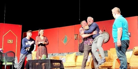 Kurtar Beni Damat Gölcüklüleri Kahkahaya Boğacak