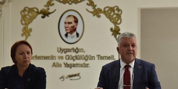 Lüleburgaz Belediye Başkanı Dr. Murat Gerenli Yargı Dağıttı