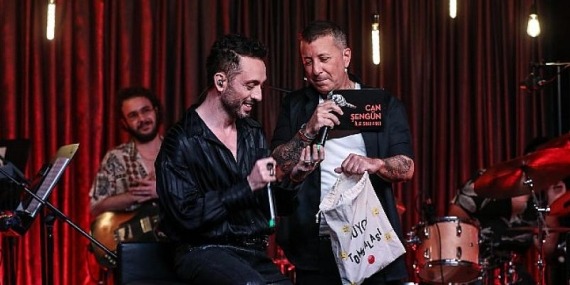 Mabel Matiz;  Bana Nefretle Gelen Herkes  Sonradan Aşık Oldu