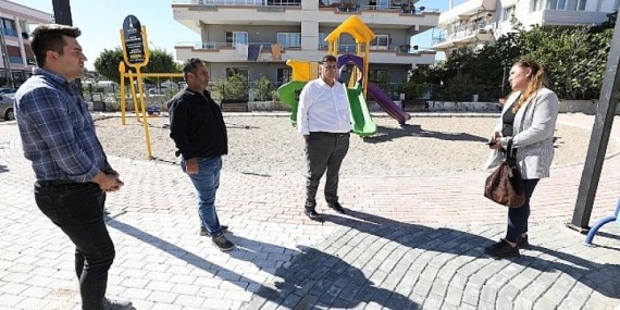 Menderes Belediyesi park ve yeşil alan çalışmalarına devam ediyor