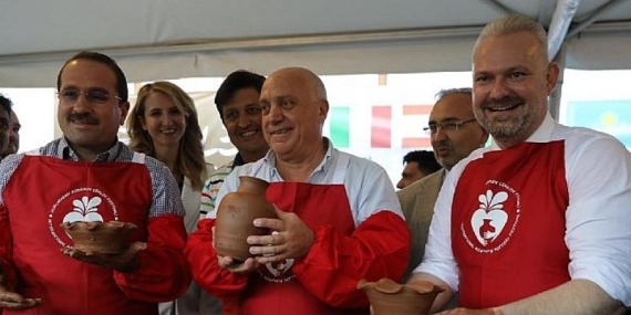 Menemen Belediyesi Uluslararası 1. Çömlek Festivali Renkli Başladı