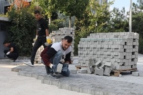 mudanya-genelinde-beton-parke-calismalari-suruyor.jpg