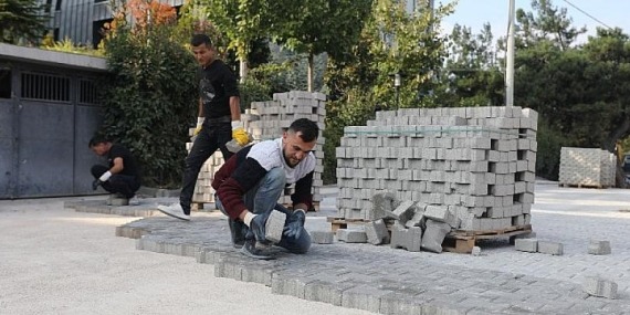 Mudanya Genelinde Beton Parke Çalışmaları Sürüyor