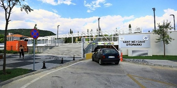 Muğla Büyükşehir Belediyesi 13 Otopark İle Hizmet Veriyor