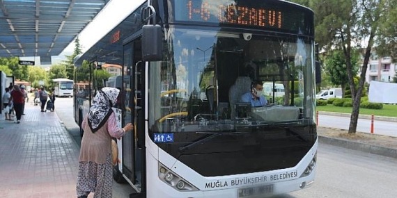 Muğla’da Kadınlar Otobüsten İstediği Yerde İnebiliyor