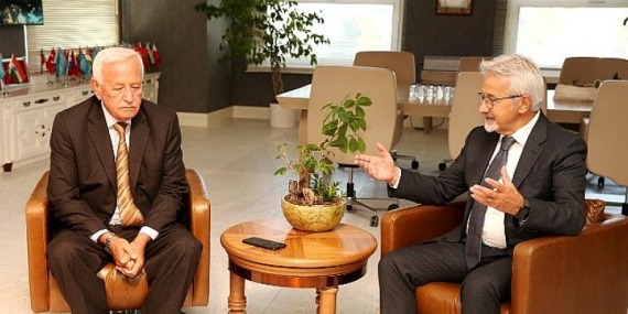 Muhtarlardan Başkan Erdem’e teşekkür ziyareti