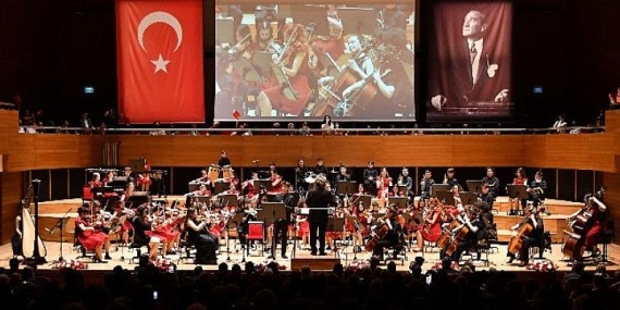 Narlıdere Belediyesi’nden Cumhuriyetin 99.Yılına Yakışan Program