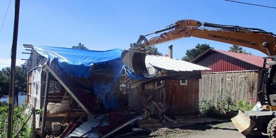 Osmangazi’de kaçak yapılara geçit yok