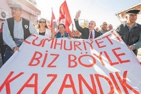 soyer-izmir-demokrasinin-ve-cumhuriyetin-sehridir.jpg