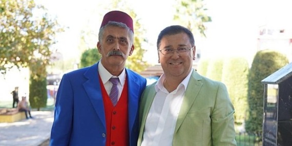 Türkiye’de İlk ve Tek Turhan Selçuk Karikatürlü Park Açıldı