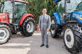 turktraktor-cevreci-ve-son-teknoloji-urunleriyle-adana-tarim-fuarinda.jpg