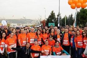 acev-istanbul-maratonunda-hedefini-asarak-546-cocuga-ulasti.jpg