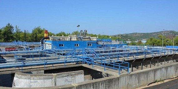 Antalya Büyükşehir Belediyesi denizlerin temiz kalması için çalışıyor