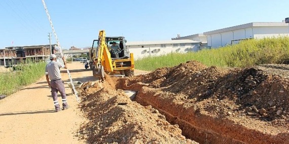 Antalya  Büyükşehir’den Manavgat’ta kanalizasyon imalatı