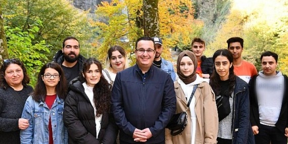 Başkan Kanar İle Üniversite Öğrencilerinin Suuçtu Keyfi