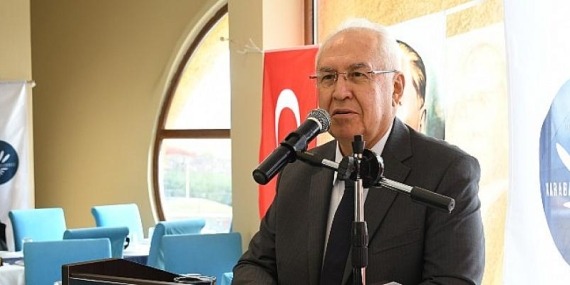 Başkan Selvitopu Öğretmenler Günü’nü kutladı