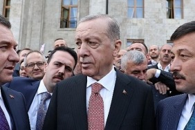 bergama-belediye-baskani-hakan-kostu-cumhurbaskani-recep-tayyip-erdogan-ile-gorustu.jpg