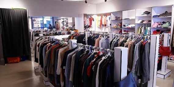 Bu mağazada para değil “Sevgi” geçerli!