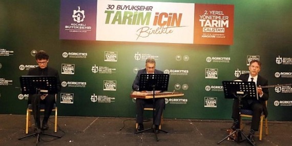 Çalıştaya gelen konuklar gala yemeğinde buluştu