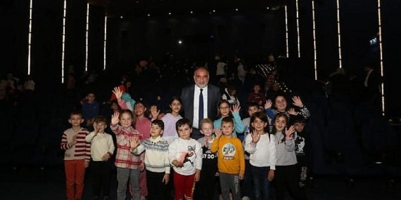 Canik’te Çocuklar Sinemayla Doyasıya Eğlendi