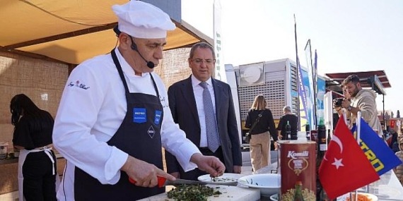 Çok Renkli Hasat Festivali Devam Ediyor