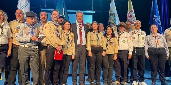 Engelsİzciler Projesi’ne teşekkür plaketi