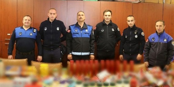 Gölcük Zabıtası Tarihi Geçmiş Ürünlere El Koydu