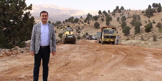 Gümüşyaka, Hacıyusuflar, Macun , Dereköy Grup Bağlantı Yolunda Stabilize Çalışması