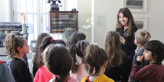 İş Sanat’tan Ara Tatil Atölyeleri I İş Sanat Çocukları Ara Tatilde Müzelerine bekliyor