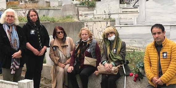 İstanbul Büyükşehir Belediyesi (İBB) Şehir Tiyatroları’nın usta sanatçısı Kerem Yılmazer Kabri Başında Anıldı