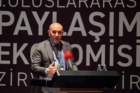 izmir-buyuksehir-belediye-baskani-tunc-soyer-paylasim-ekonomisi-zirvesinde-konustu-bereketli-yasam-ortak-akilla-mumkun.jpg
