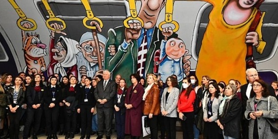 Kadına yönelik şiddete dikkat çekmek için Üçyol Metro İstasyonu’nda farkındalık alanı açıldı