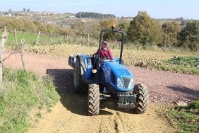 kirsal-mahallelerde-tarim-arazilerine-ulasim-artik-cok-kolay.jpg