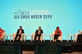 maden-suyu-sektorunun-paydaslari-maden-suyunun-saglik-ve-beslenmede-faydalarini-konustu.jpg
