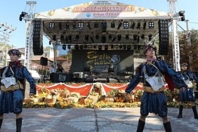 mandalinanin-cennetinde-cosku-dolu-festival.jpg