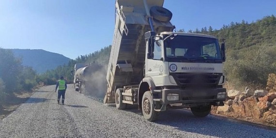 Mğla Büyükşehir Belediyesi Menteşe’de 466 Km asfalt çalışması yaparak yolların yüzde 92’sini yeniledi