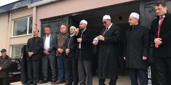 Saray Belediye Başkanı Özgen Erkiş yağmur duasına katıldı